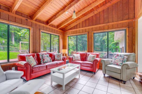 Alpharetta Home with Patio and Yard about 3 Mi to Downtown